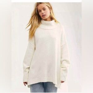 Free people sweater- size small